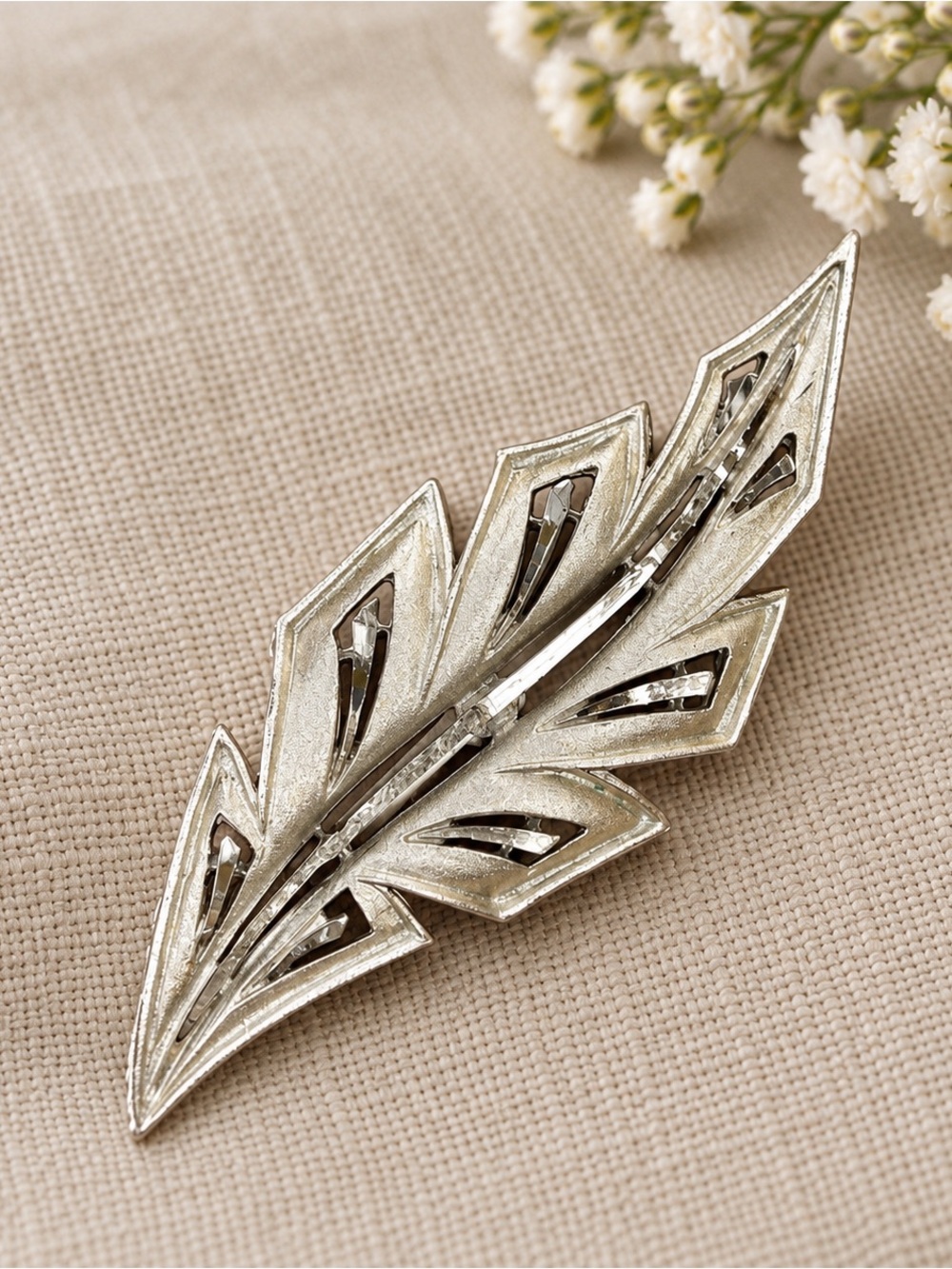 Vintage Signed Coro Large Silver Leaf Brooch Two Tone Clasp Pin